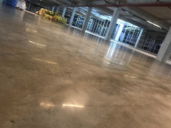 Dịch vụ mài và đánh bóng sàn bê tông tại TPHCM